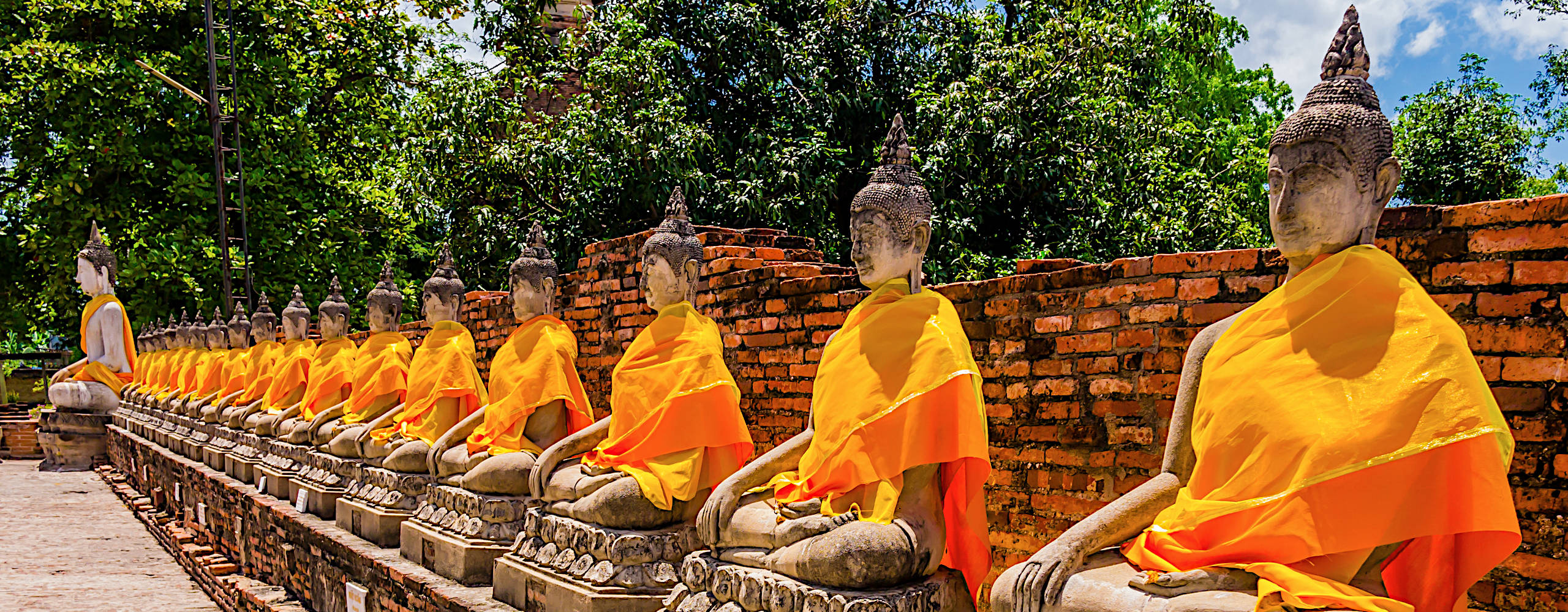 Wat Yai Chai Mongkhon