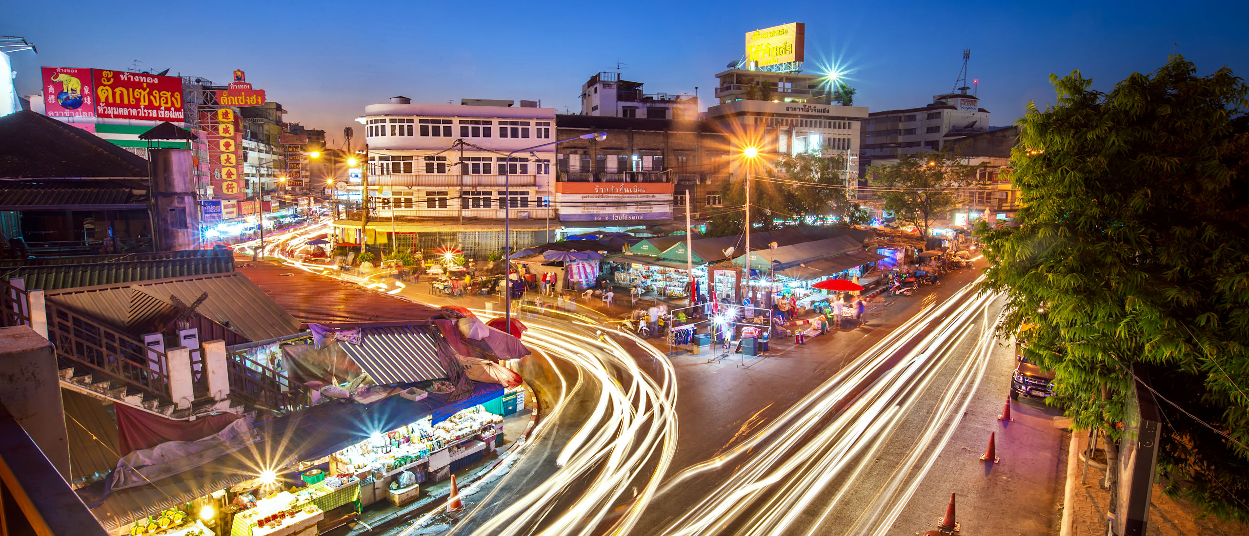 Chiang Mai China Town & Flower Market