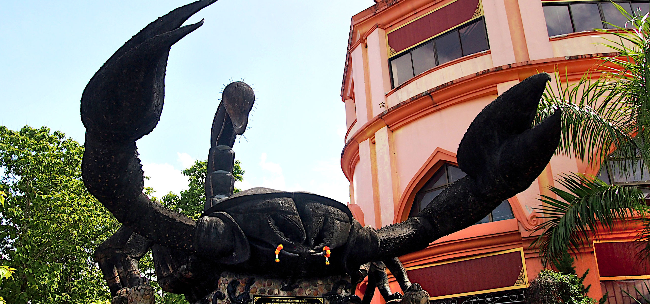 Wat Phrathat Doi Wao Scorpion Temple