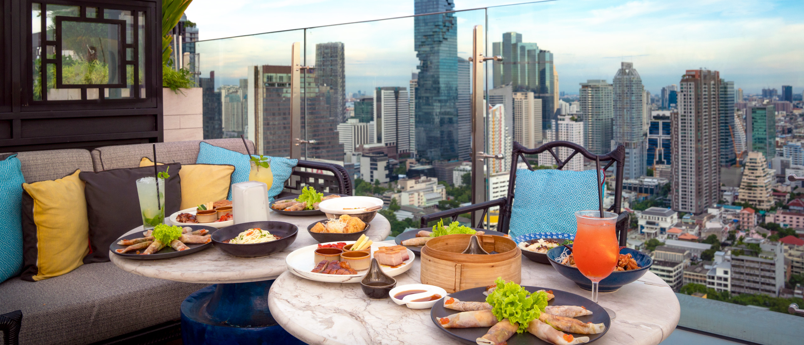 Bangkok hotels and hostels travel guide